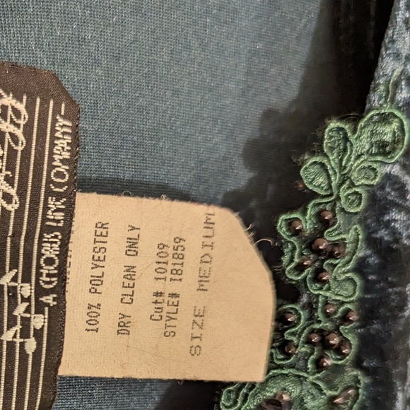 Vintage emerald green crushed velvet dress - Picture 3 of 4